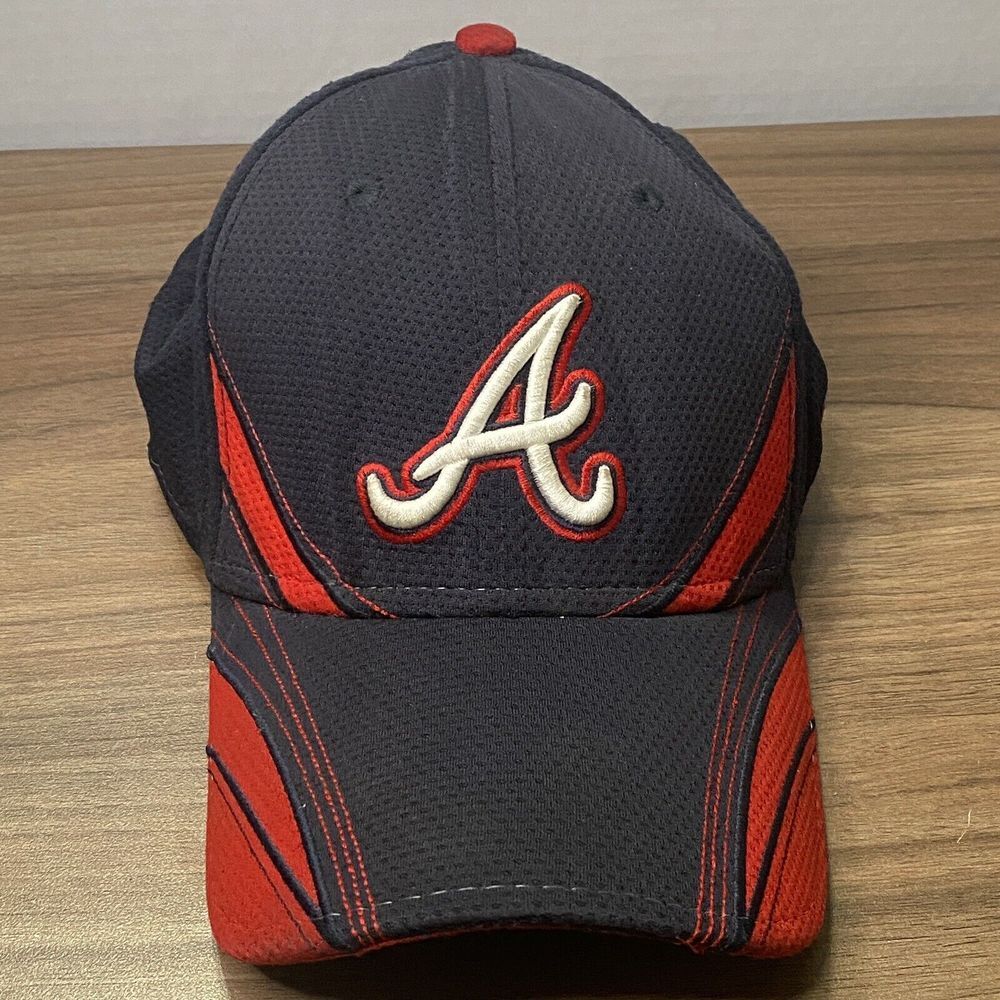 New Era 39Thirty MLB Atlanta Braves Blue Red Baseball Hat Cap Size Medium/Large‎